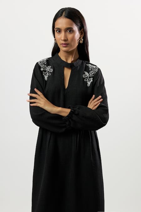 Shop_Linera_Black Linen Embroidery Keyhole , V-, High Midi Dress _Online_at_Aza_Fashions