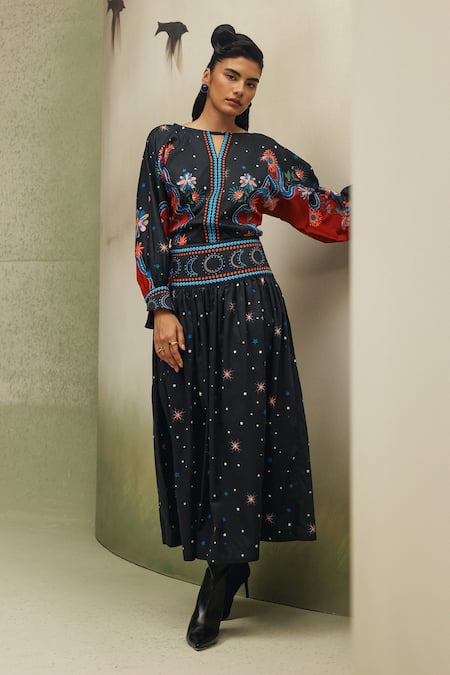 Buy_NOIB_Black Cotton Satin Elle Garden Dancers Print Skirt _Online_at_Aza_Fashions