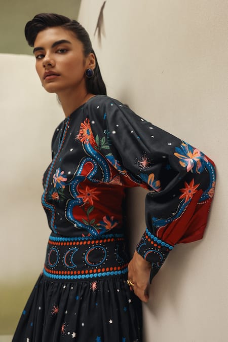 Shop_NOIB_Black Cotton Satin Elle Garden Dancers Print Skirt _Online_at_Aza_Fashions