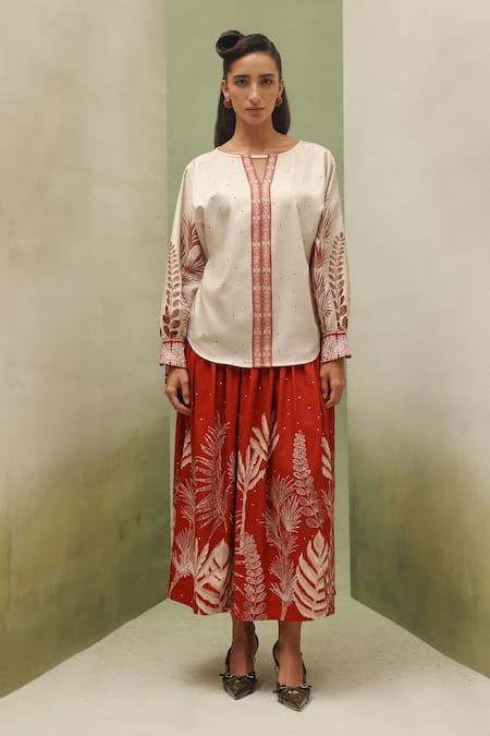 NOIB_Ivory Cotton Satin Beads Boat , Keyhole Elle Night Safari Print Top _Online_at_Aza_Fashions