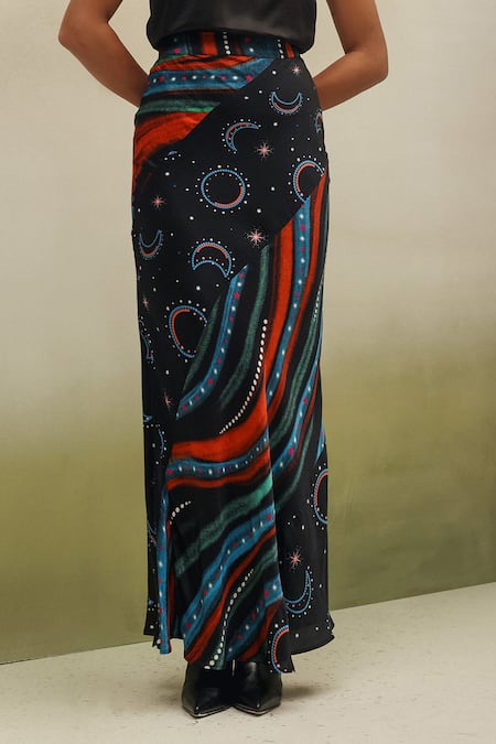 NOIB Black Modal, Satin Ivy Shooting Stars Print Skirt Online at Aza Fashions NOIB_Black Modal, Satin Ivy Shooting Stars Print Skirt _Online_at_Aza_Fashions