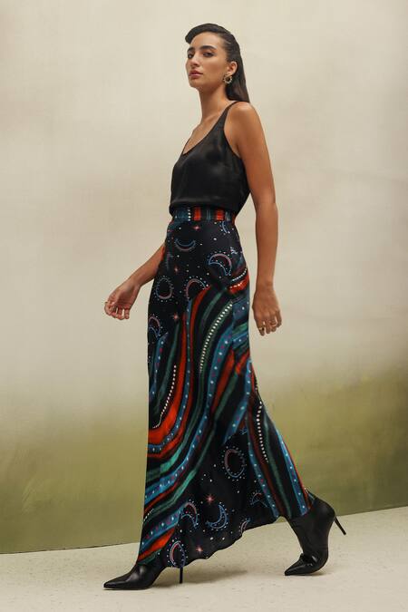 Buy NOIB Black Modal, Satin Ivy Shooting Stars Print Skirt Online at Aza Fashions Buy_NOIB_Black Modal, Satin Ivy Shooting Stars Print Skirt _Online_at_Aza_Fashions