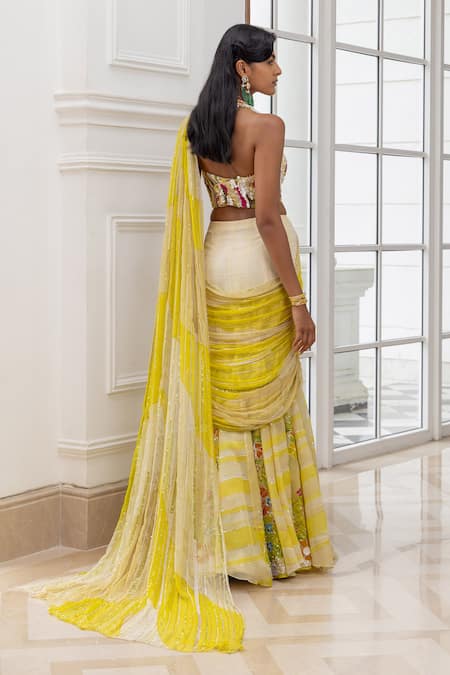 House Of Armuse Floral Embroidered Pre-Draped Saree With Blouse 