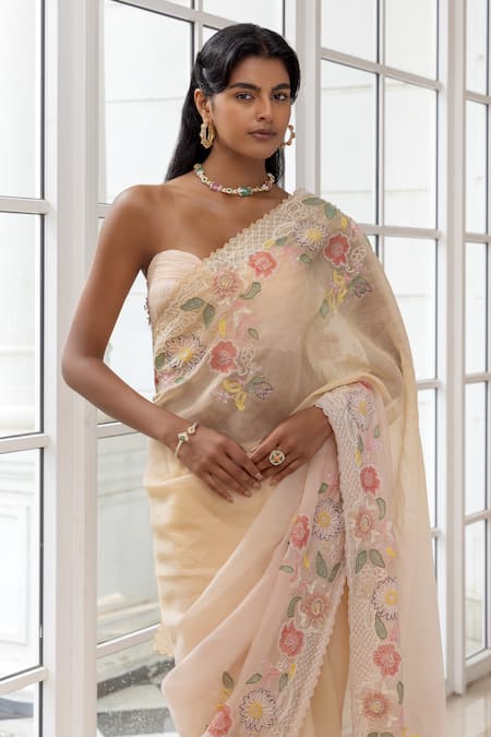 Shop_House Of Armuse_Peach Organza Embroidery, Metallic Thread, Beads Floral Saree And Blouse Set _Online_at_Aza_Fashions