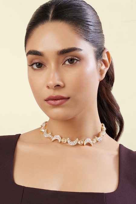 Isharya Hinus Charm Lucky Necklace 