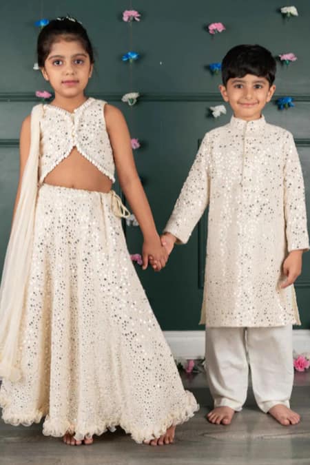 Buy_Shruti Jalan_Pink Georgette, Shantoon, Net Sequins Embroidered Lehenga Set _Online_at_Aza_Fashions