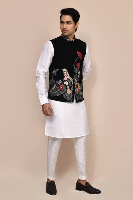 Buy_Arihant Rai Sinha_Black Embroidery Bundi Kurta Set 