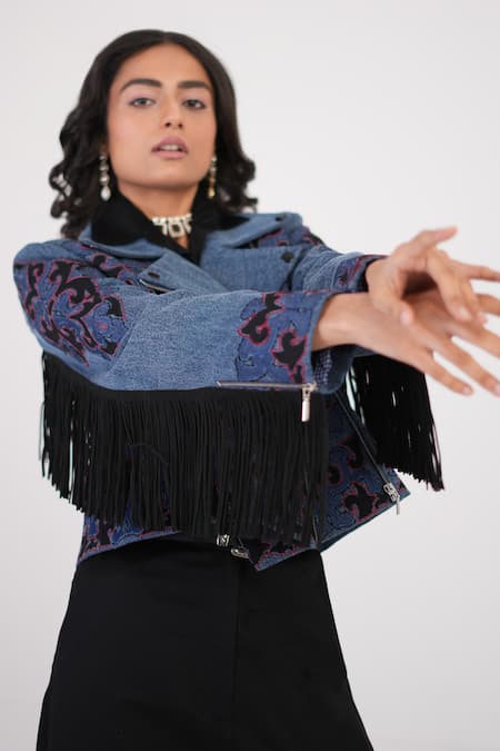Betrue Blue Denim, Cotton, Poplin Embroidery, Fringe V-neck, Artful Statement Jacket at Aza Fashions Betrue_Blue Denim, Cotton, Poplin Embroidery, Fringe V-neck, Artful Statement Jacket _at_Aza_Fashions