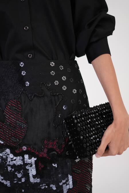 Buy Betrue Black Silk Sequins, Beads, Fringe Artisan Threadwork Embroidered Skirt Online at Aza Fashions Buy_Betrue_Black Silk Sequins, Beads, Fringe Artisan Threadwork Embroidered Skirt _Online_at_Aza_Fashions