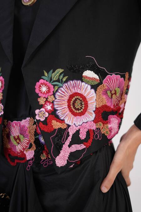 Shop Betrue Black Silk Embroidery, Sequins, Beads V-neck Muse Jacket And Skirt Set Online at Aza Fashions Shop_Betrue_Black Silk Embroidery, Sequins, Beads V-neck Muse Jacket And Skirt Set _Online_at_Aza_Fashions