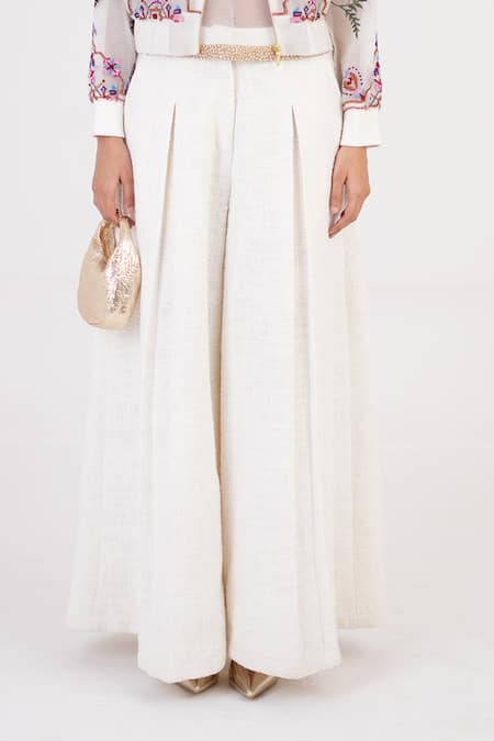 Shop Betrue White Handloom Cotton Handcrafted Structured Pant Online at Aza Fashions Shop_Betrue_White Handloom Cotton Handcrafted Structured Pant _Online_at_Aza_Fashions