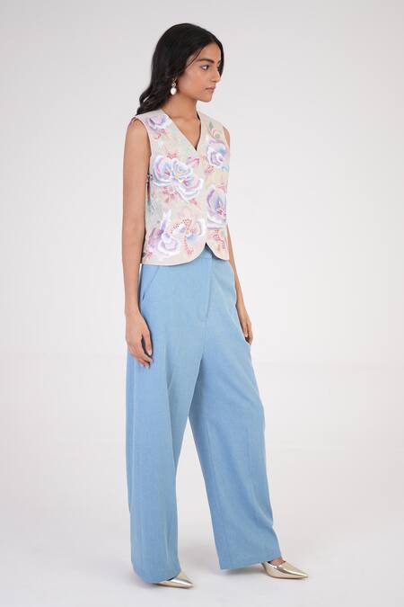 Shop_Betrue_White Linen Embroidery V-neck Floral Melody Waistcoat _Online_at_Aza_Fashions