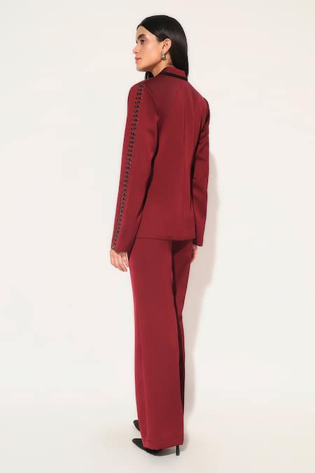 Linetribe_ Solira Embellished Blazer With Pant 