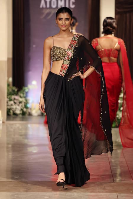 Basanti Kapde aur Koffee Pre-Draped Saree With Sequin Blouse 