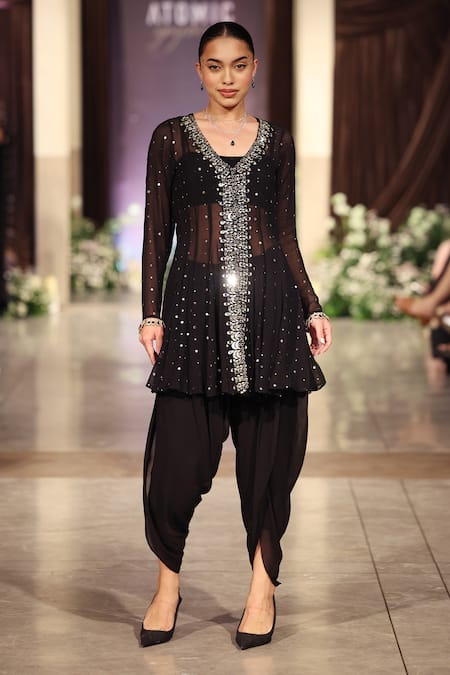 Basanti Kapde aur Koffee Mukaish Sheer Kurta & Dhoti Pant Set 