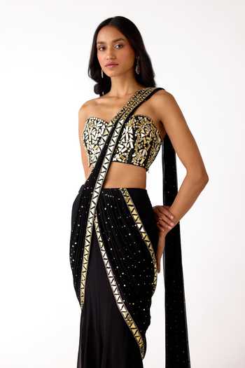 Basanti Kapde aur Koffee Black Mukaish, Georgette Mirrors, Zari, Pre-draped Saree With Work Blouse Online at Aza Fashions Basanti Kapde aur Koffee_Black Mukaish, Georgette Mirrors, Zari, Pre-draped Saree With Work Blouse _Online_at_Aza_Fashions