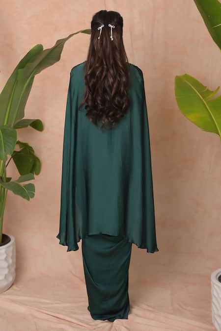 Vridhi Somaani Amara Long Cape & Skirt Set 