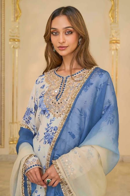 Buy_Arpita Mehta_Beige Crepe, Organza Mirrors, Bloom Print Kurta And Pant With Ombre Dupatta 