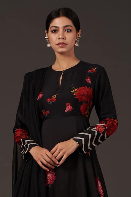 Balance By Rohit Bal_Black Chanderi Round , Keyhole Digital Printed Anarkali Set _Online_at_Aza_Fashions