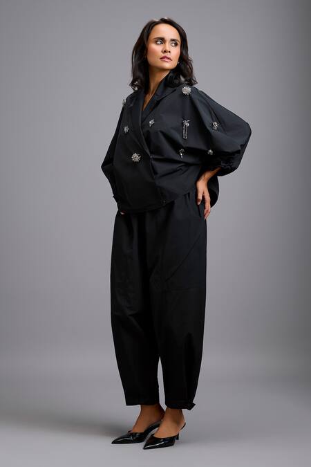 Deepika Arora Black Tapered Drop-crotch Parachute Pant at Aza Fashions Deepika Arora_Black Tapered Drop-crotch Parachute Pant _at_Aza_Fashions