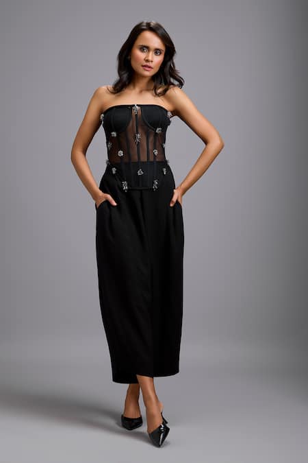 Buy_Deepika Arora_Black Linen Tapered Wide-leg Pant 