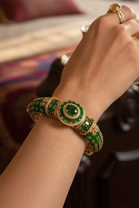 Amaara Jewels Emerald Radiance Bracelet 