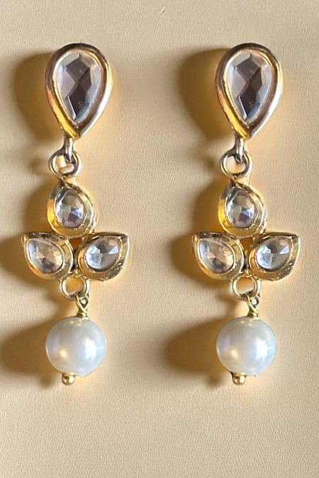 Amaara Jewels Pearl Cascade Necklace With Earrings 