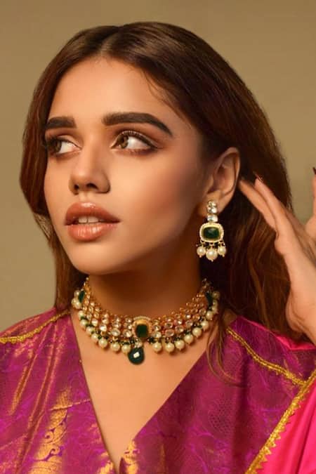 Amaara Jewels Emerald Pearl Edge Choker Set 