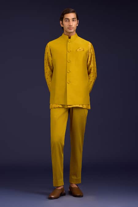 Devnaagri Bandhej Shirt & Bundi Set 