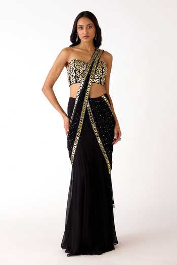Basanti Kapde aur Koffee Pre-Draped Saree With Mirror Work Blouse
