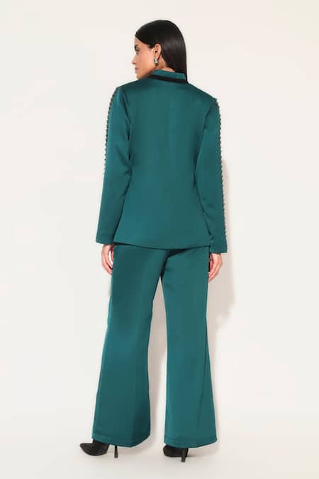 Linetribe_ Solira Embellished Blazer With Pant 