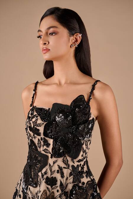 Shriya Som_Black Tulle Beads, Sequins, Fabric Flowers Bandeau 3d Floral Beaded Mini Dress _Online_at_Aza_Fashions