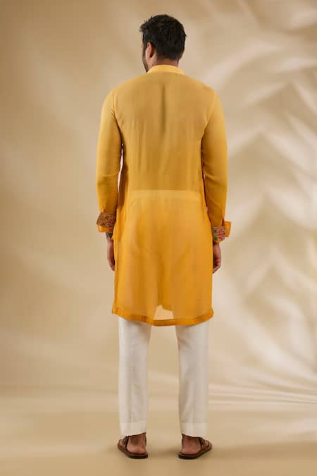 Rabani & Rakha Shaded Thread Booti Kurta Set 