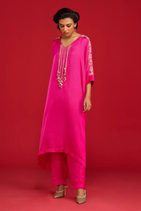 Buy_Megha Pitti_Pink Modal, Satin Tassels, Sequins, Embroidery Pita Work And Zardozi Kurta Set _Online_at_Aza_Fashions