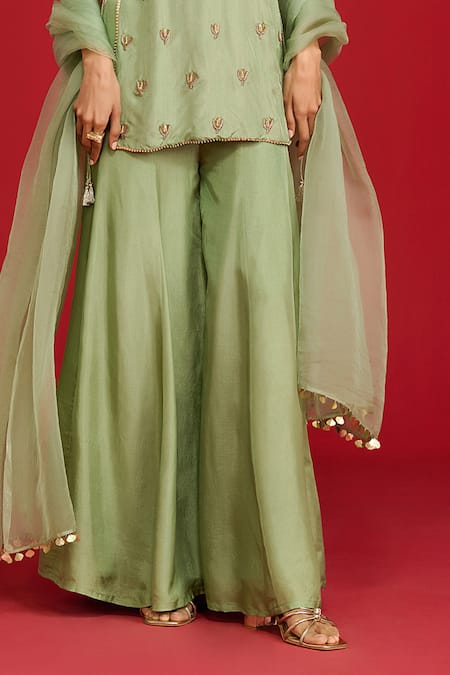 Megha Pitti_Green Silk, Organza Sequins, Zari, Tassels Round And Zardozi Embroidered Kurta Set _Online_at_Aza_Fashions