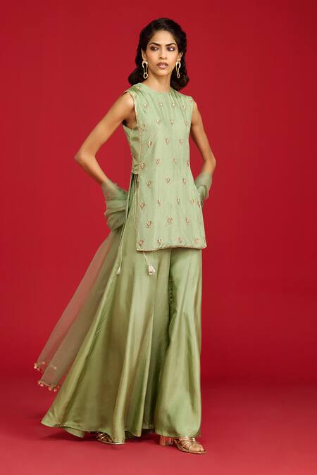 Shop_Megha Pitti_Green Silk, Organza Sequins, Zari, Tassels Round And Zardozi Embroidered Kurta Set _Online_at_Aza_Fashions