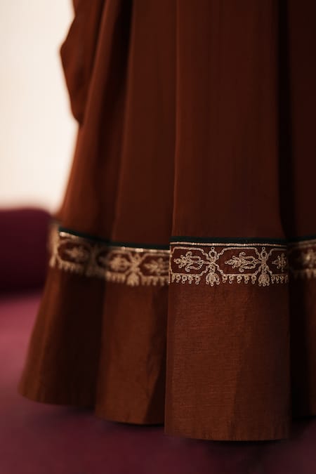 Buy ISHA GUPTA TAYAL Brown Silk Embroidery, Patchwork, Cut Work, Zari, Taarika Waistcoat Lehenga Set Online at Aza Fashions Buy_ISHA GUPTA TAYAL_Brown Silk Embroidery, Patchwork, Cut Work, Zari, Taarika Waistcoat Lehenga Set _Online_at_Aza_Fashions