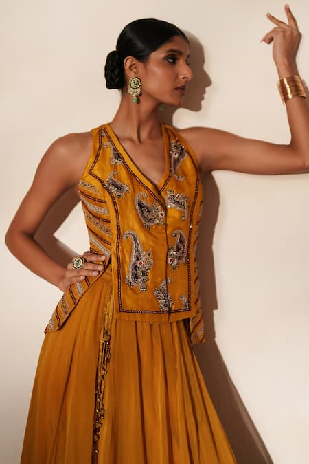 Buy_ISHA GUPTA TAYAL_Yellow Silk Embroidery, Stones, Metallic Thread V-neck Morchakra Lehenga Set 