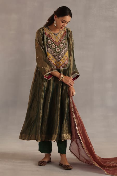 Begum Navratna Embroidered Anarkali Set 