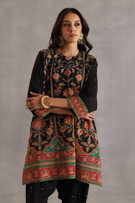 Buy_Begum_Black Silk Sequins, Zari, Embroidery Round Neck Yaman Kurta Salwar Set 