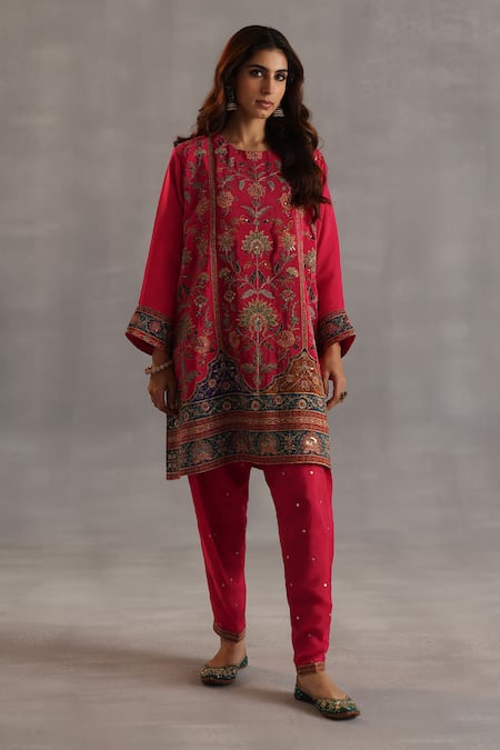 Begum Yaman Embroidered Kurta Salwar Set 