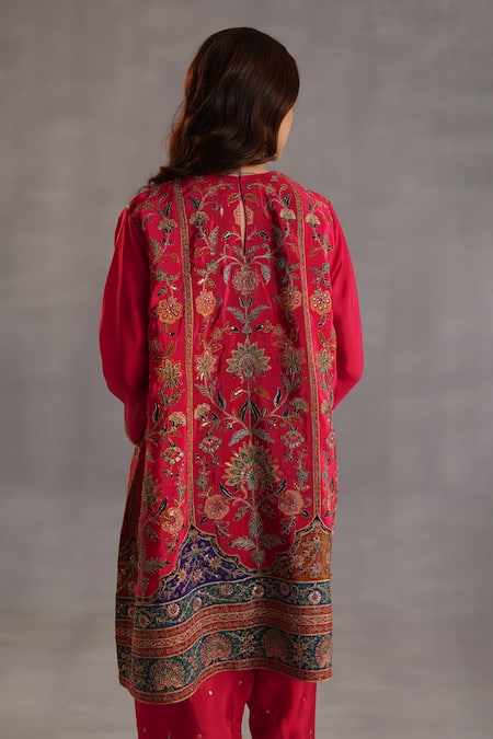 Buy_Begum_Magenta Silk Sequins, Zari, Embroidery Round Neck Yaman Kurta Salwar Set _Online_at_Aza_Fashions