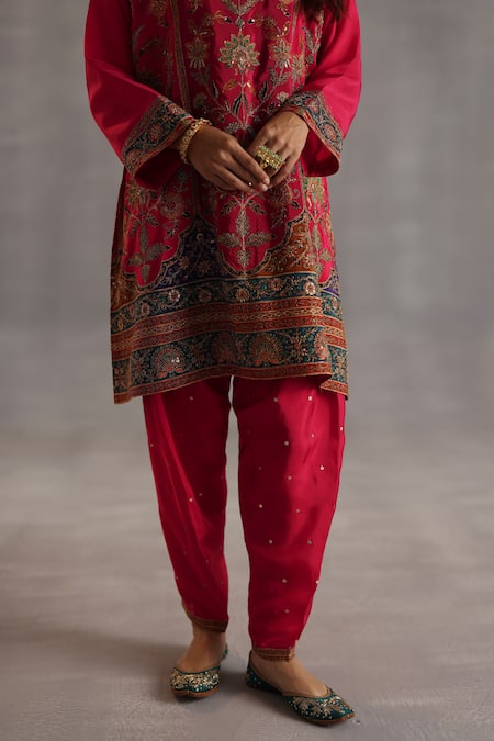 Begum_Magenta Silk Sequins, Zari, Embroidery Round Neck Yaman Kurta Salwar Set _at_Aza_Fashions