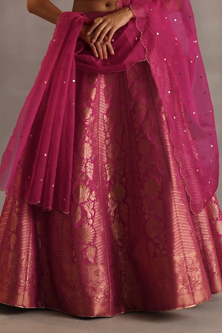 Buy_Begum_Magenta Silk, Organza Embroidery, Metallic Malhar Floral Woven Lehenga Set 