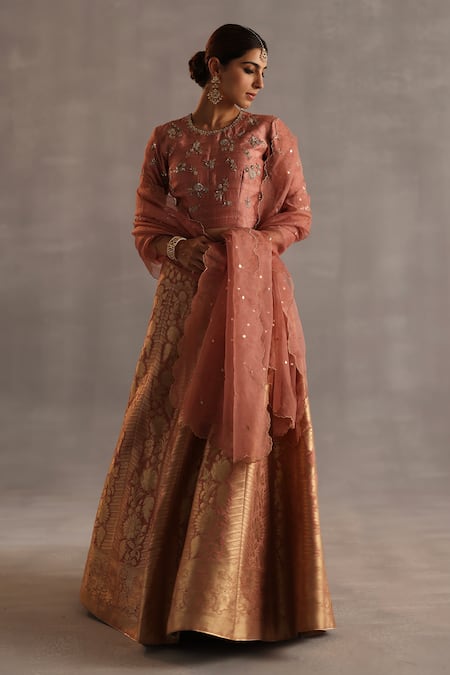Buy_Begum_Peach Silk, Organza Zari, Sequins, Embroidery Malhar Floral Woven Lehenga Set _Online_at_Aza_Fashions