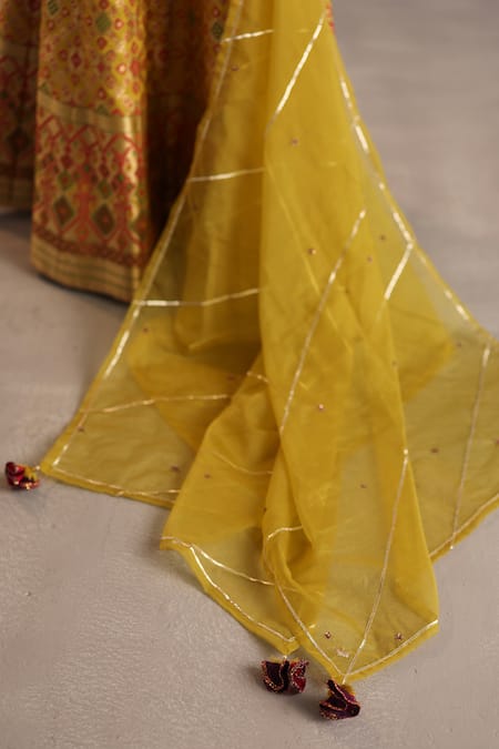 Begum_Yellow Silk, Organza Zari, Metallic Thread, Gota Saras Floral Woven Lehenga Set _Online_at_Aza_Fashions