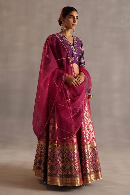 Buy_Begum_Pink Silk, Organza Zari, Gota Patti, Tassels, Saras Floral Woven Lehenga Set _Online_at_Aza_Fashions