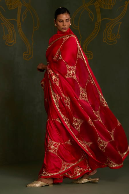Sitaraa_Red , Organza Zari, Embroidery, Durgayana Resham Saree With Blouse _Online_at_Aza_Fashions