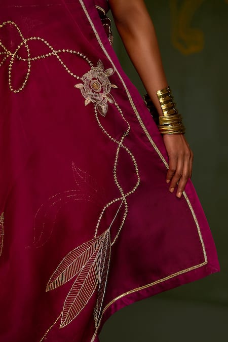 Sitaraa_Purple , Organza Embroidery, Metallic Thread Pritha Saree With Blouse _Online_at_Aza_Fashions