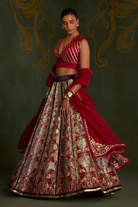 Buy_Sitaraa_Maroon , Organza Sequins, Metallic Thread, Trinetra Pattern Lehenga Set _Online_at_Aza_Fashions